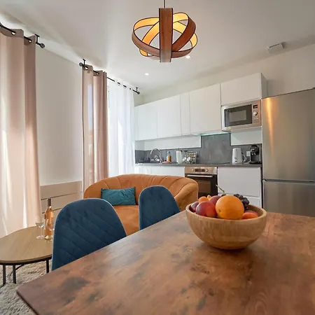 Spacieux-wifi Emplacement Ideal Appartement Toulon